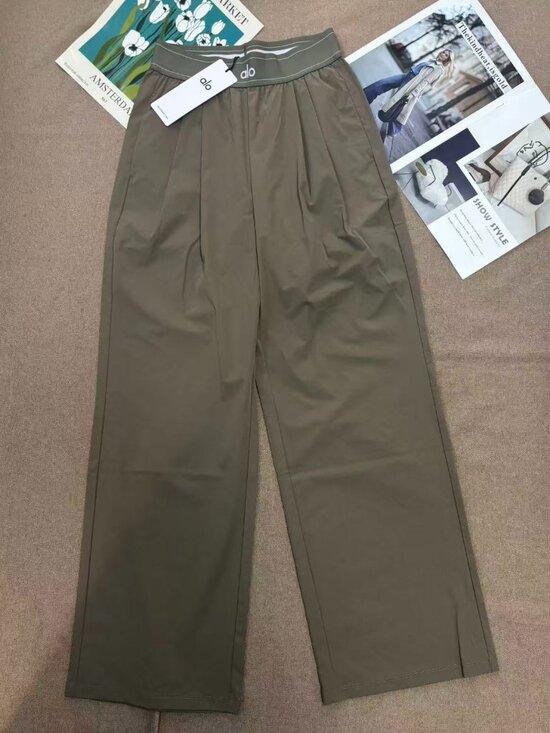 ALO Yoga Pants - 🥝NWT Alo Yoga Suit Up Trouser (Olive) Regular 30-inch Inner Seam Length 💫